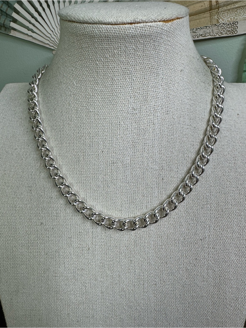 Classic Silver Tone Chain Necklace - Polished Link Design